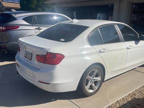 Used 2015 BMW 320i Sedan image 10