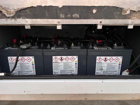 Used 2014 RAM 4500 SLT w/ Quick Order Package 29G SLT image 9