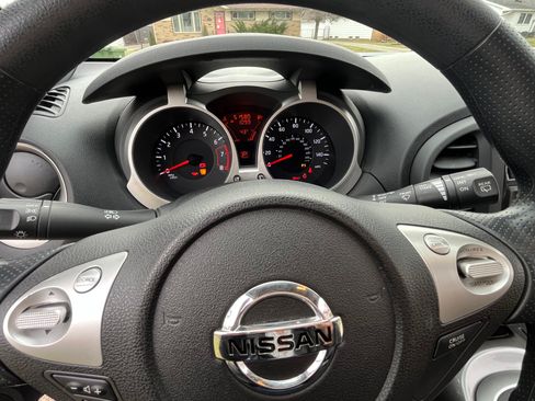 Used 2014 Nissan Juke S image 14