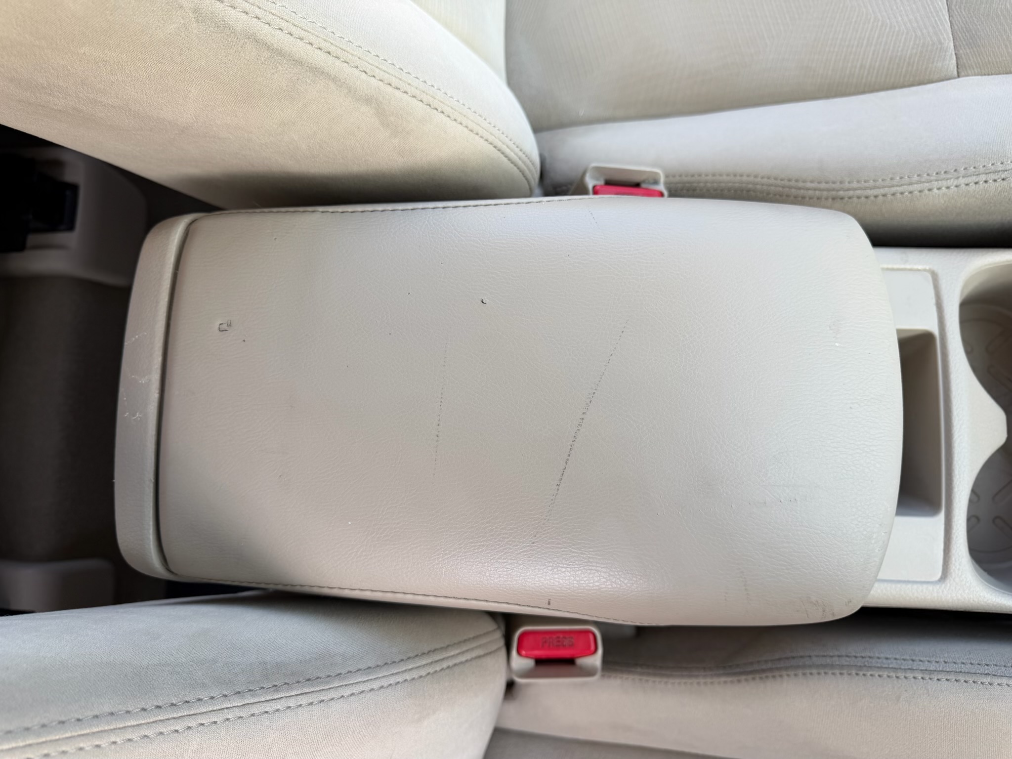 Used 2015 Nissan Rogue SV FWD image 23