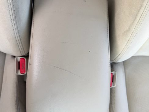 Used 2015 Nissan Rogue SV FWD image 23