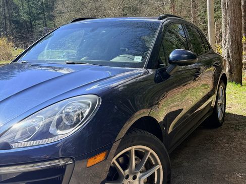 Used 2015 Porsche Macan S AWD/4WD image 9