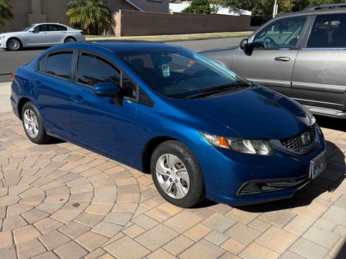 Used 2015 Honda Civic LX image 6