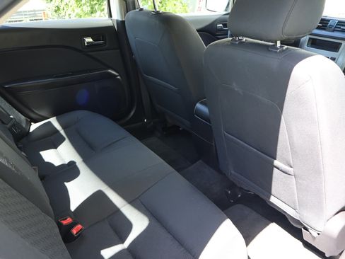 Used 2012 Ford Fusion SE FWD image 13