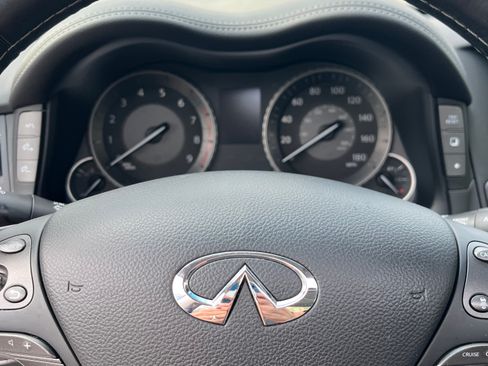 Used 2015 INFINITI Q70 L 5.6 w/ V8 Deluxe Technology Package image 5