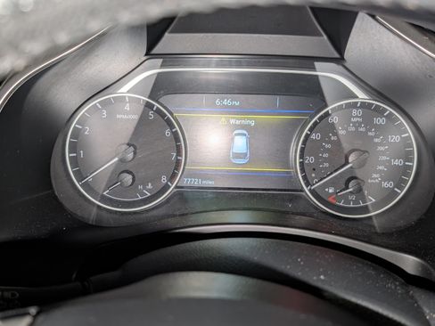 Used 2017 Nissan Murano SV image 12