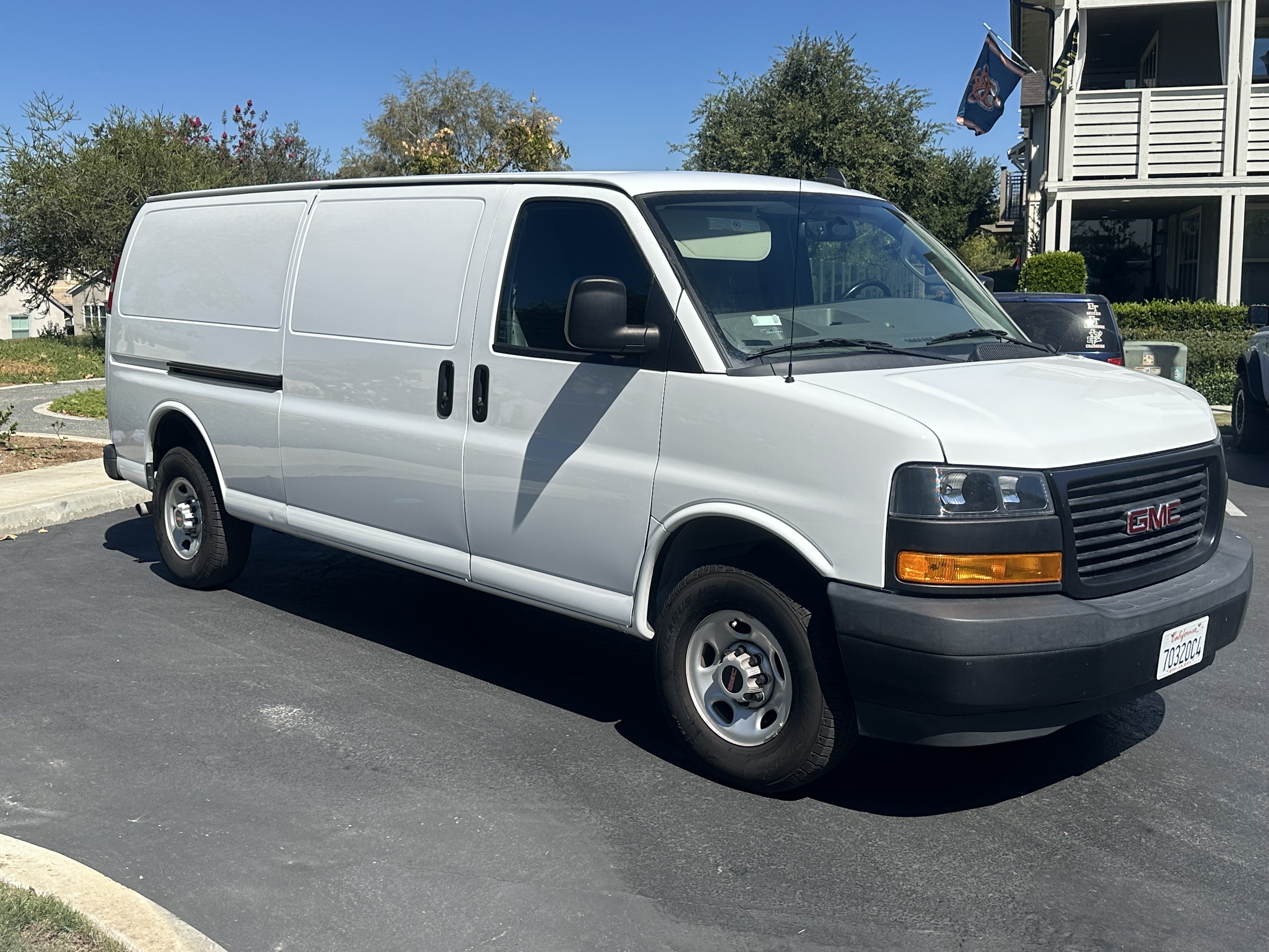 Used 2023 GMC Savana 2500 Extended w/ Driver Convenience Package RWD image 6