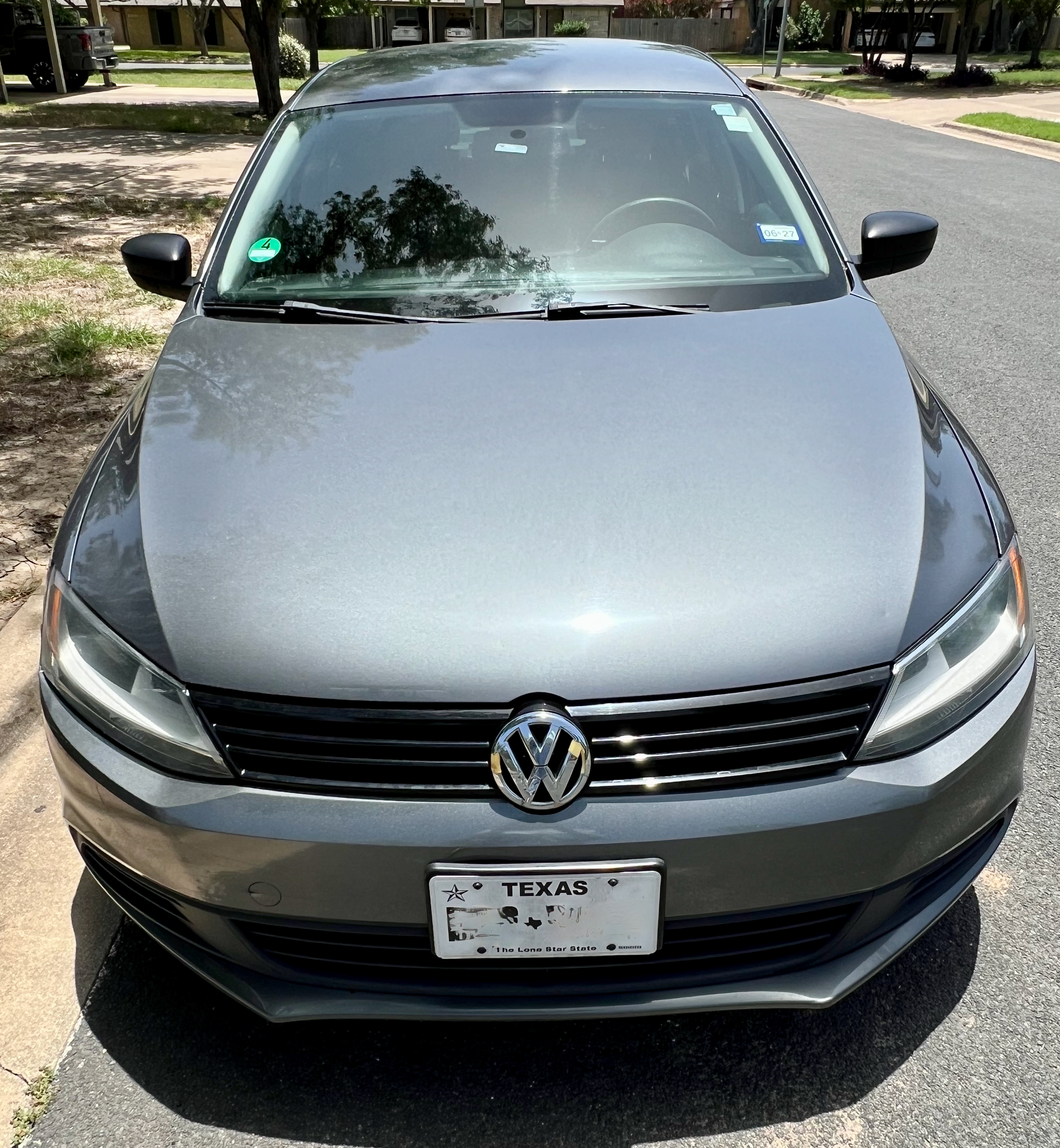 Used 2011 Volkswagen Jetta S FWD image 2