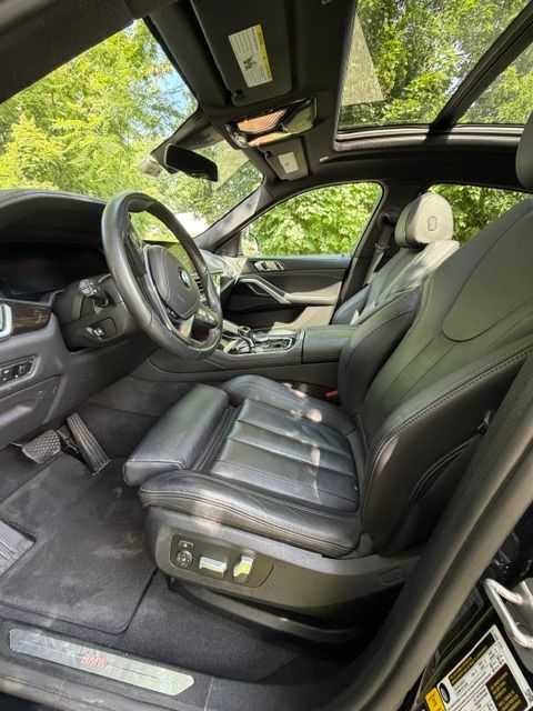 Used 2021 BMW X6 xDrive40i w/ Premium Package 3 AWD/4WD image 13