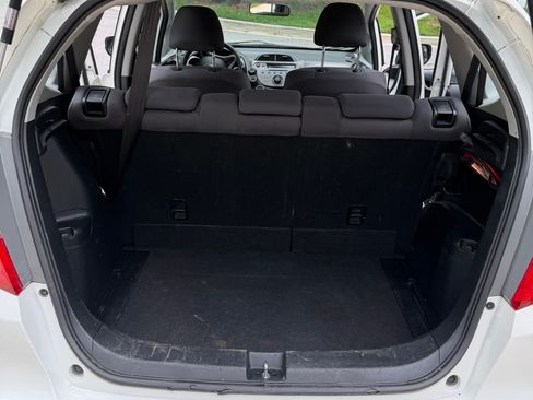 Used 2009 Honda Fit image 8