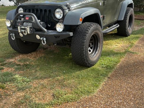 Used 2015 Jeep Wrangler Sport AWD/4WD image 1