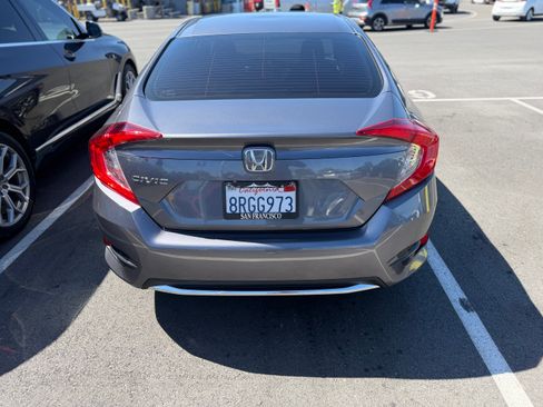 Used 2020 Honda Civic LX image 5