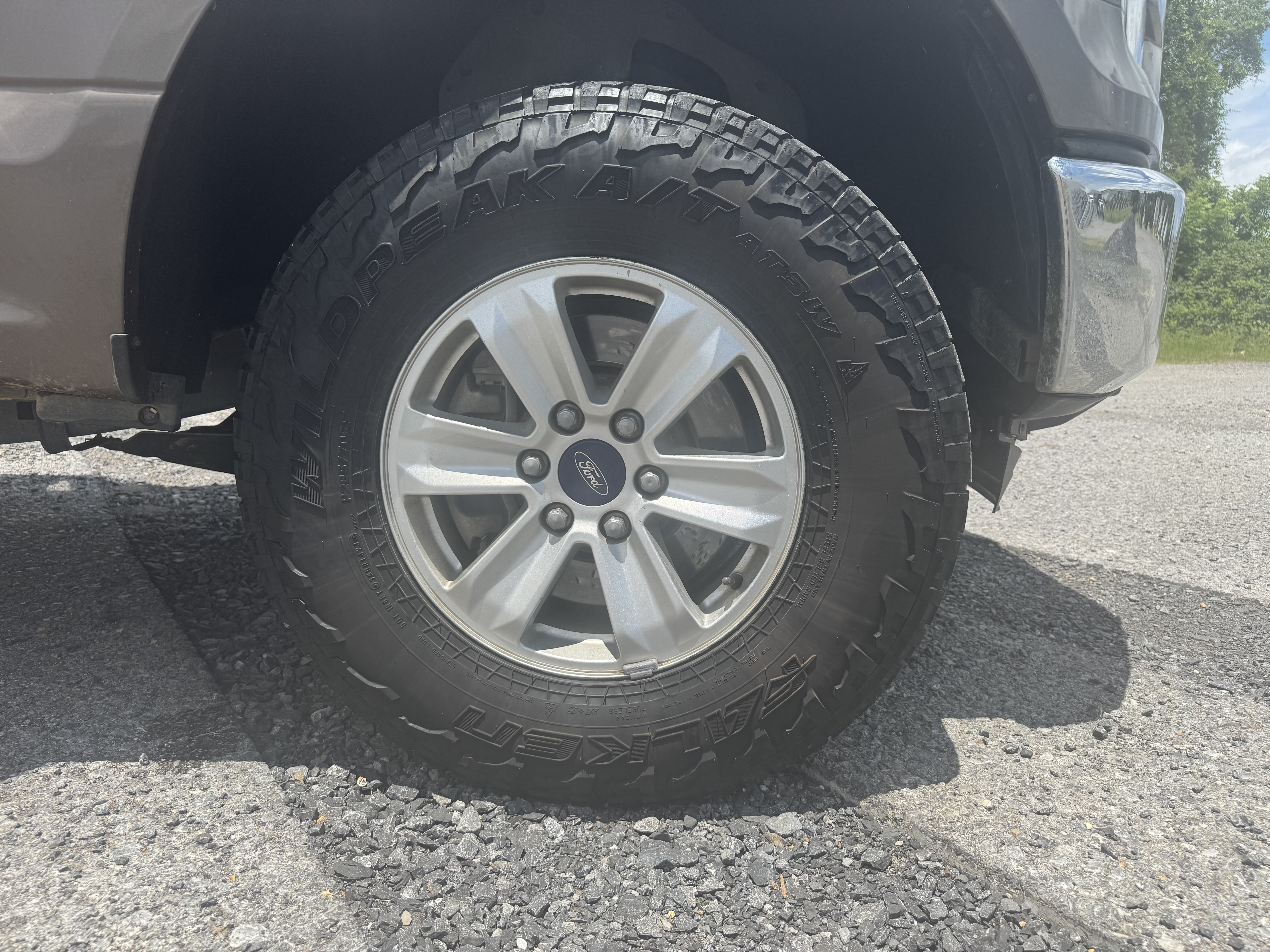 Used 2016 Ford F150 XLT AWD/4WD image 10