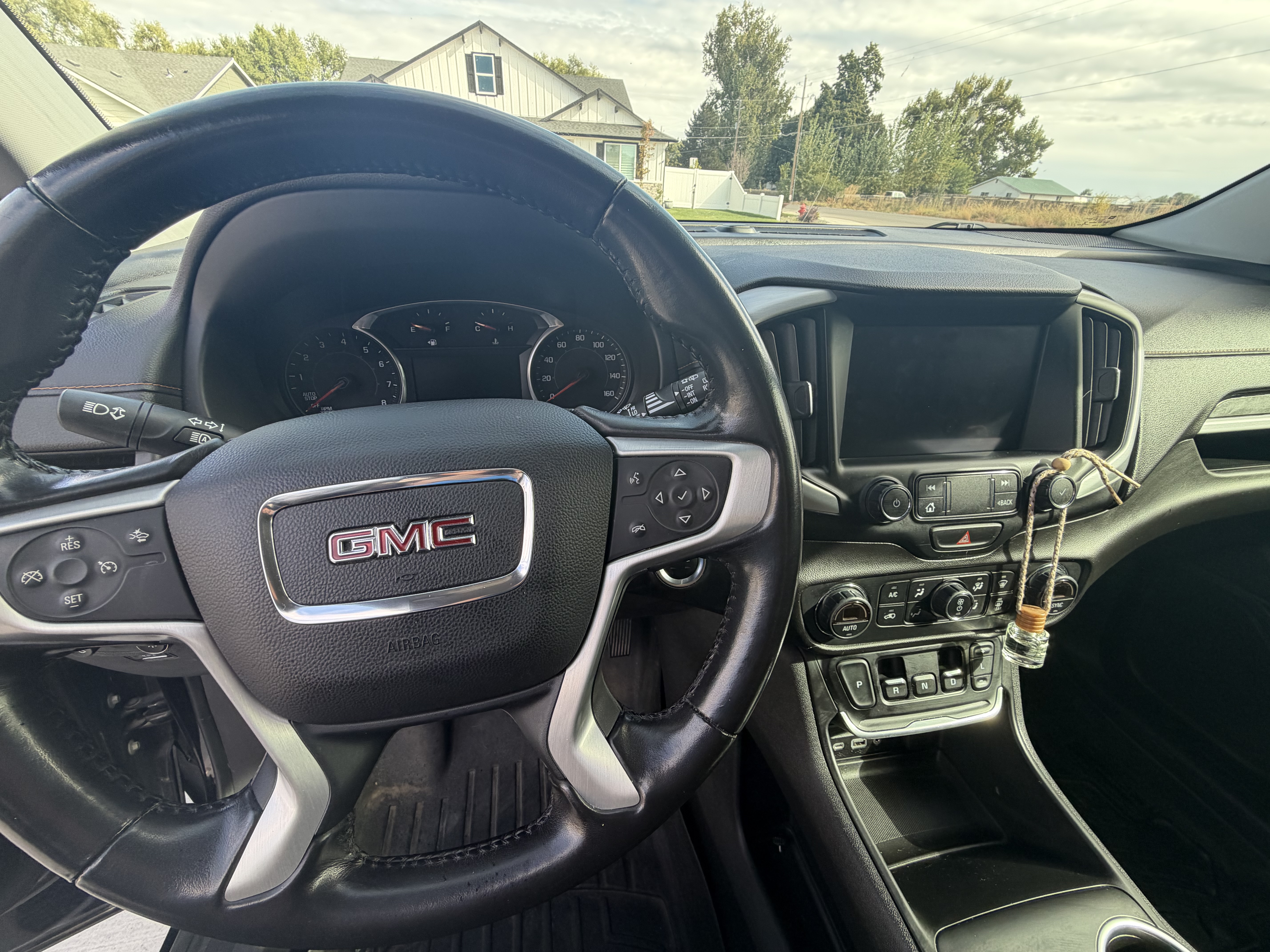 Used 2020 GMC Terrain SLE w/ Driver Convenience Package AWD/4WD image 8