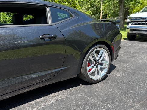 Used 2024 Chevrolet Camaro SS RWD image 10