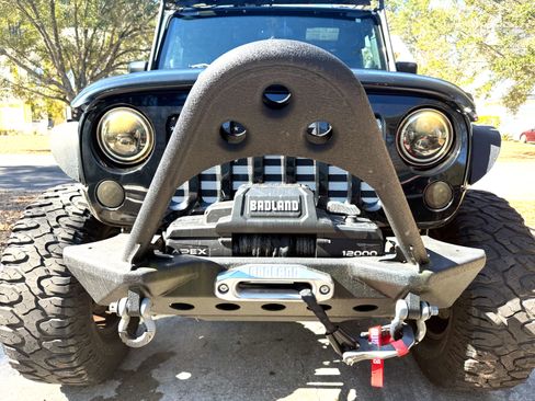 Used 2011 Jeep Wrangler Rubicon w/ Dual Top Group image 11