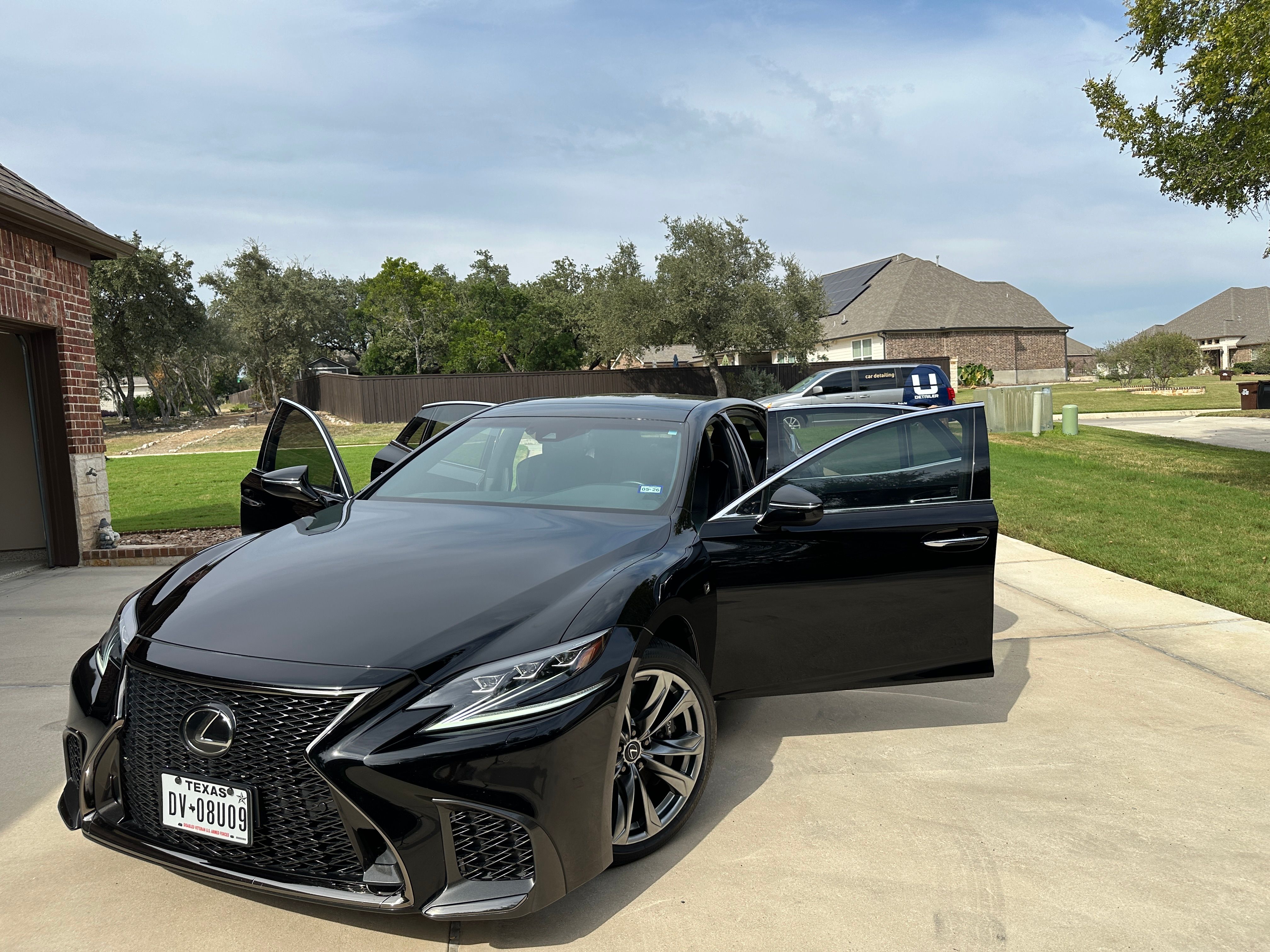 Used 2018 Lexus LS 500 F Sport AWD/4WD image 18