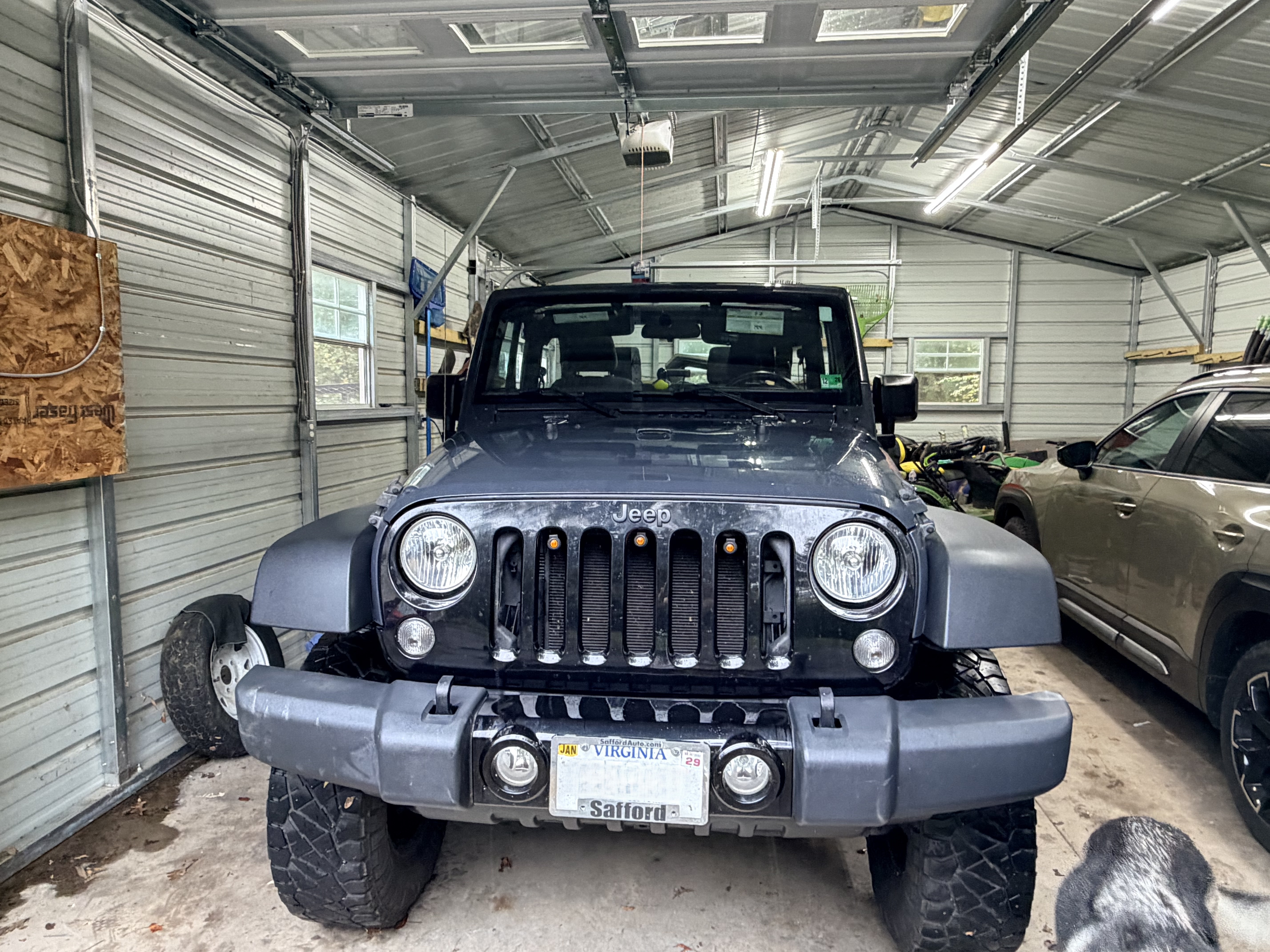 Used 2017 Jeep Wrangler Sport AWD/4WD image 9