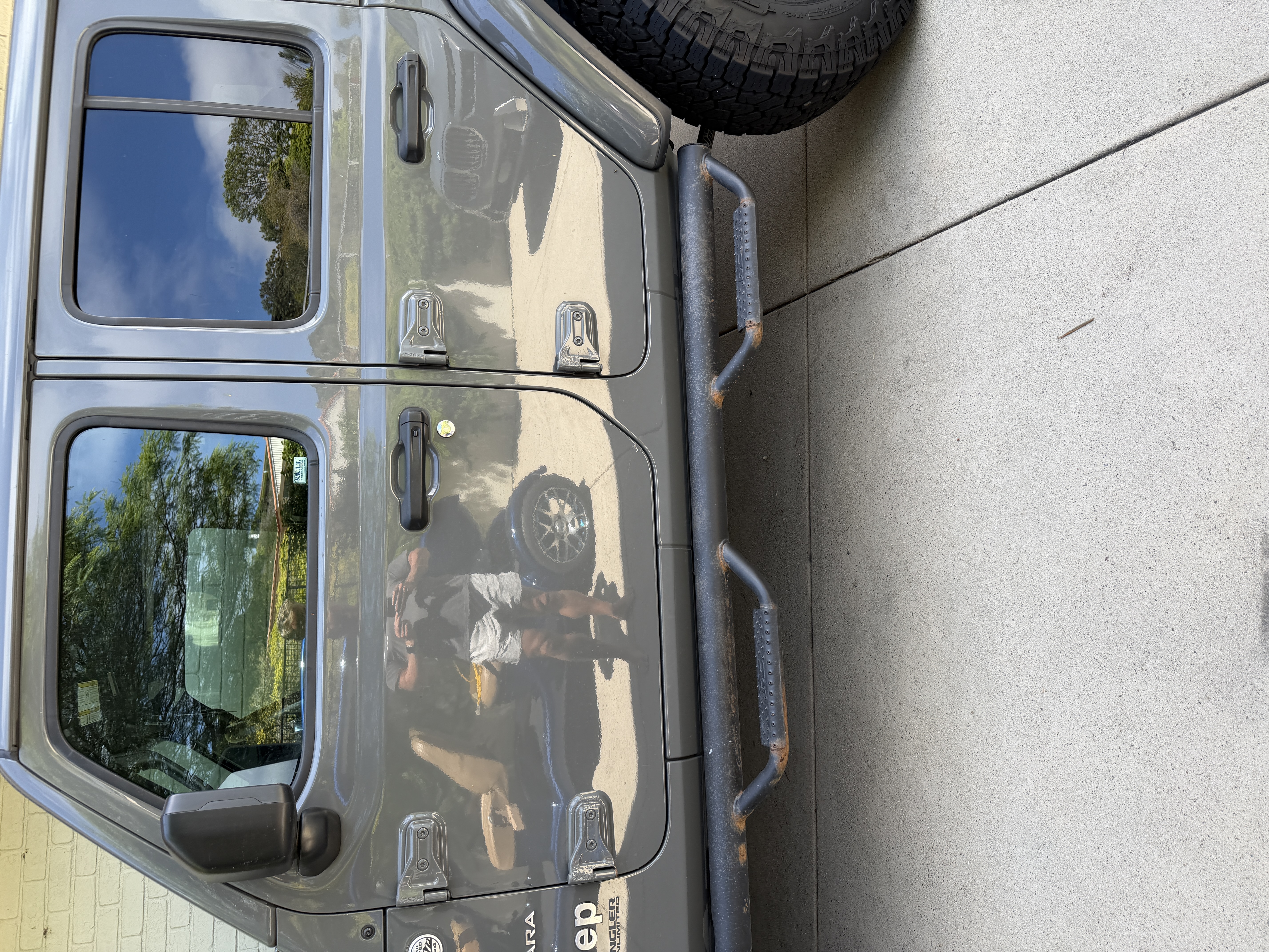 Used 2020 Jeep Wrangler Unlimited Sahara AWD/4WD image 5