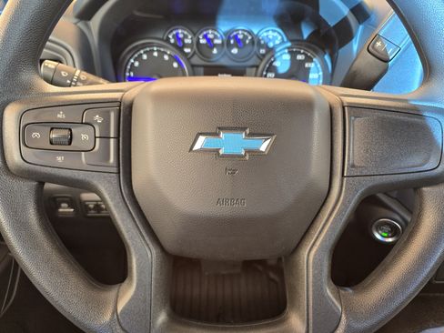 Used 2024 Chevrolet Silverado 2500 W/T image 23
