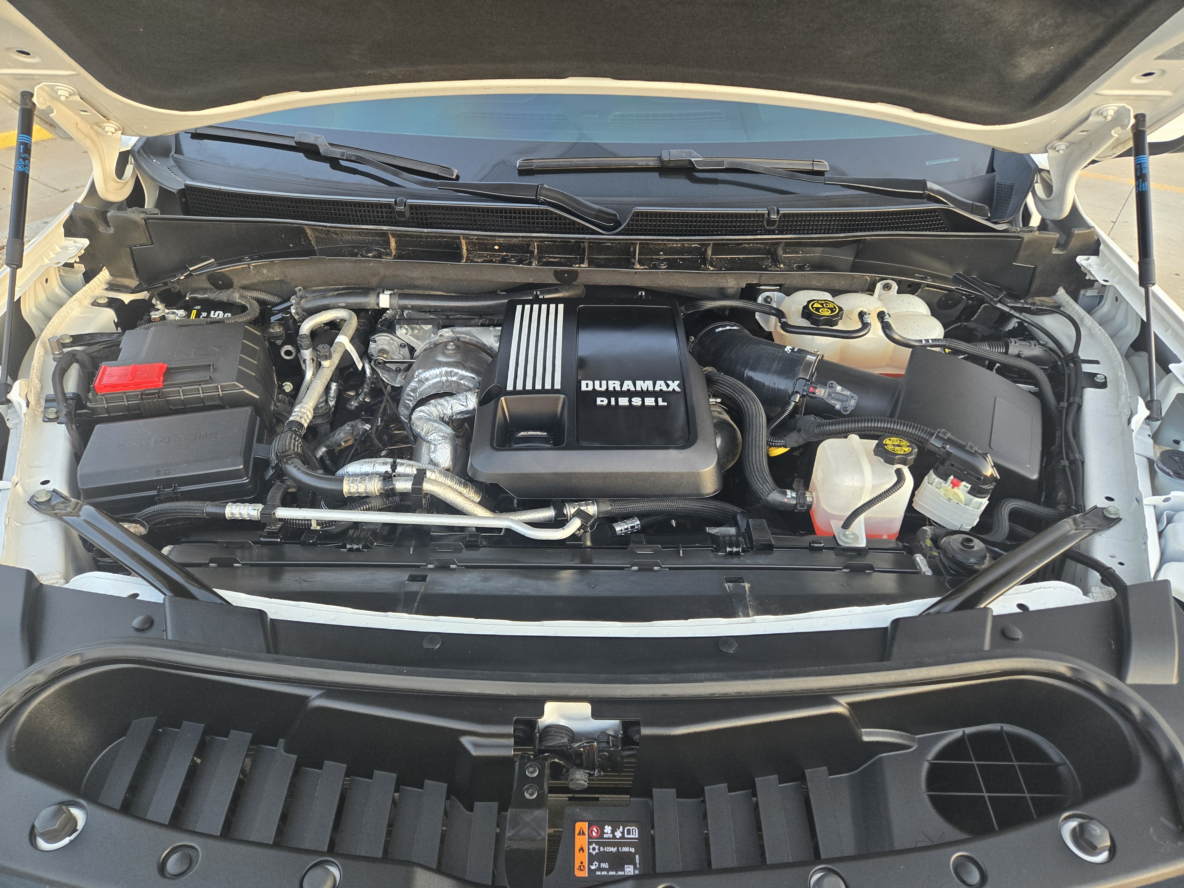 Used 2024 GMC Yukon Denali Ultimate AWD/4WD image 13