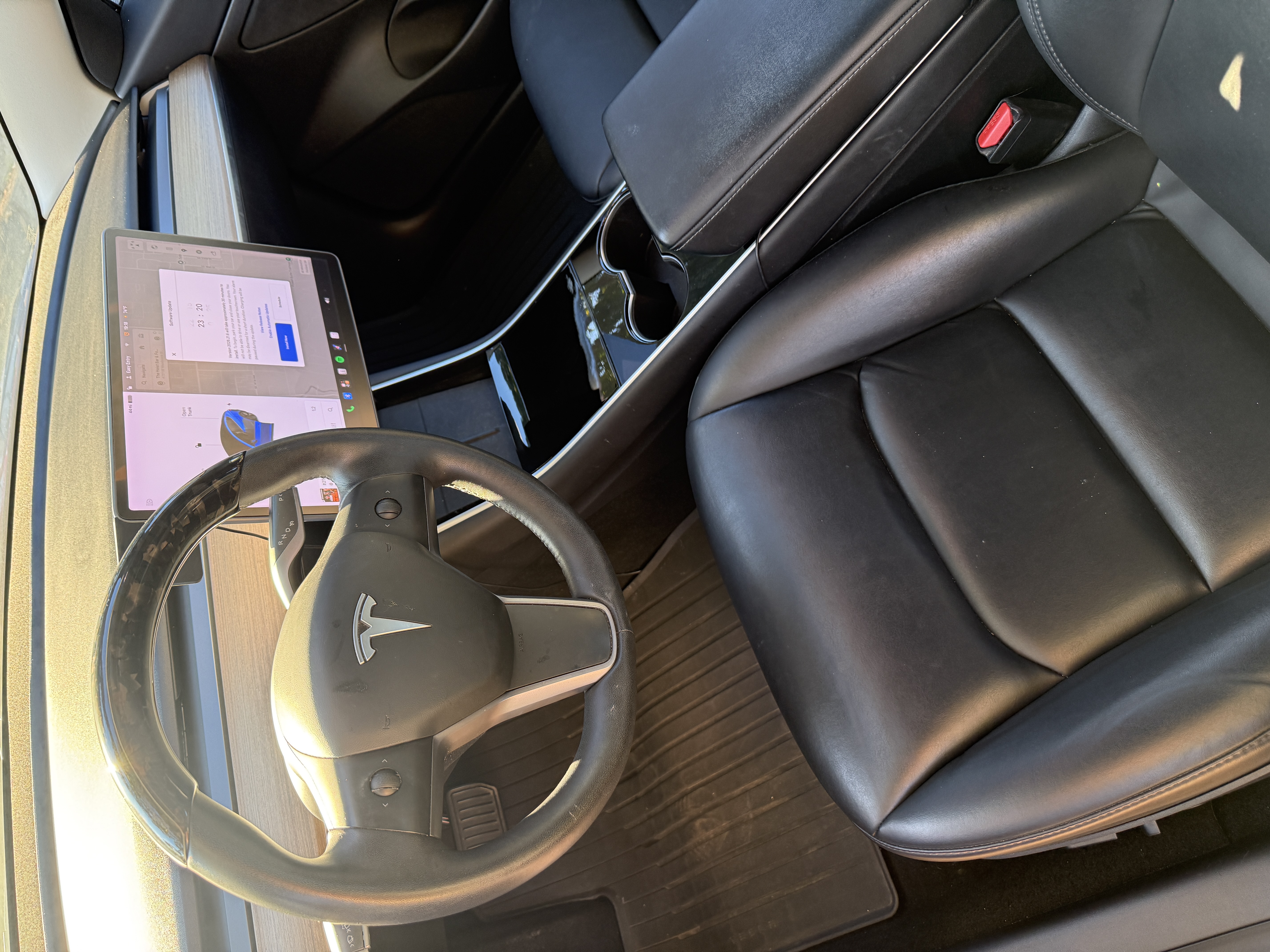 Used 2020 Tesla Model 3 Standard Range Plus RWD image 9