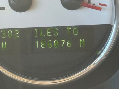 Used 2004 Ford F150 Lariat image 11