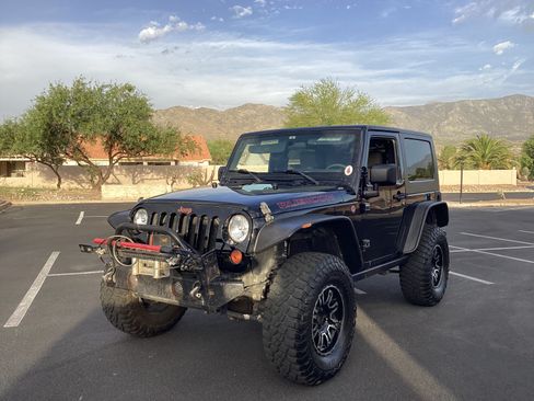 Used 2010 Jeep Wrangler Rubicon w/ PWR Convenience Group AWD/4WD image 1