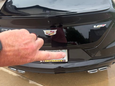 Used 2021 Cadillac CT4 V w/ Technology Package RWD image 5