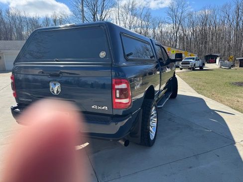 Used 2024 RAM 2500 Big Horn w/ Sport Appearance Package image 5