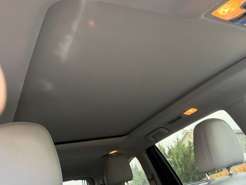 Used 2015 Toyota Highlander Limited Platinum AWD/4WD image 22