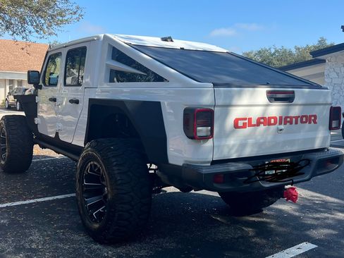 Used 2020 Jeep Gladiator Sport w/ Quick Order Package 24S image 2