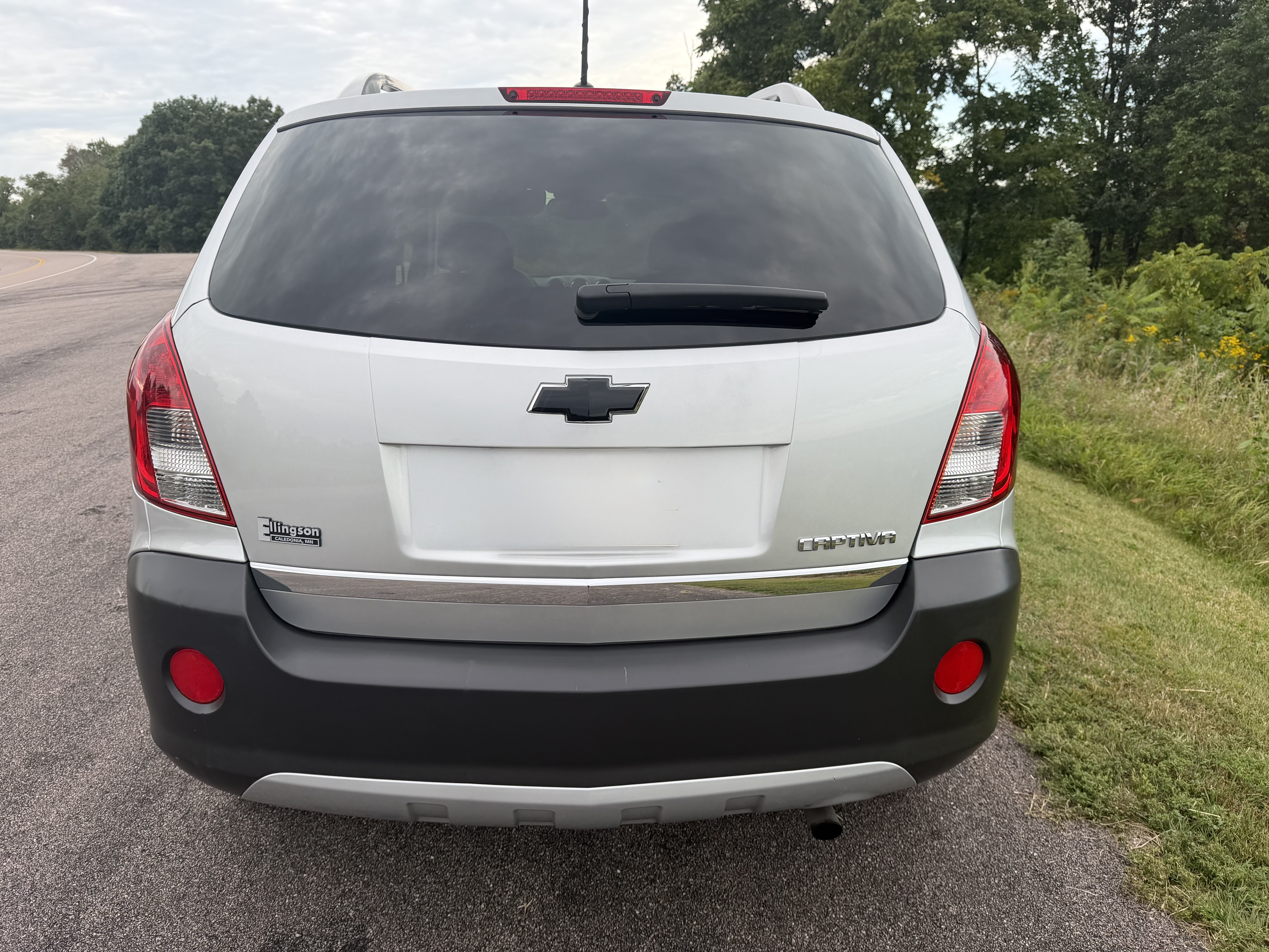 Used 2014 Chevrolet Captiva Sport LS FWD image 4
