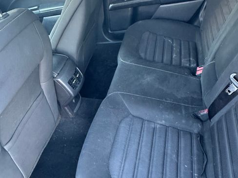 Used 2017 Ford Fusion SE FWD image 11