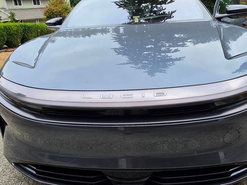 Used 2025 Lucid Air Touring AWD/4WD image 9
