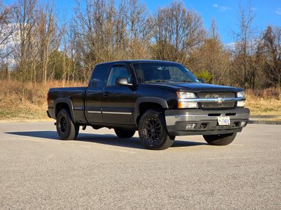 Used 2005 Chevrolet Silverado 1500 4x4 Extended Cab w/ Light Duty Power Package