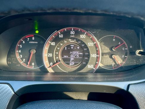 Used 2016 Honda Accord Sport image 16