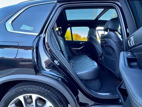 Used 2019 BMW X5 xDrive40i w/ Convenience Package image 24