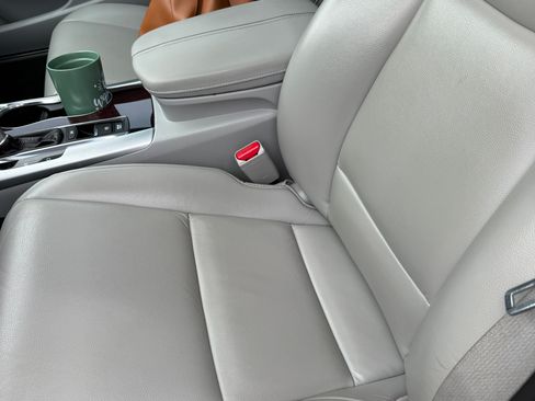 Used 2016 Acura TLX FWD image 23