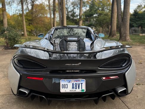 Used 2019 McLaren 570S Spider Convertible 2D image 5