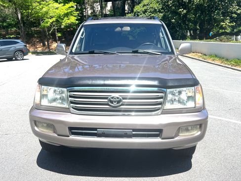 Used 2005 Toyota Land Cruiser AWD/4WD image 5