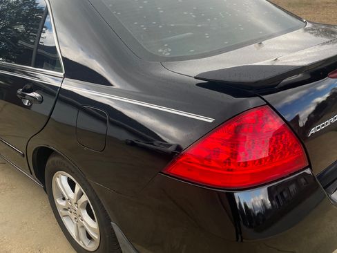 Used 2007 Honda Accord EX-L image 10