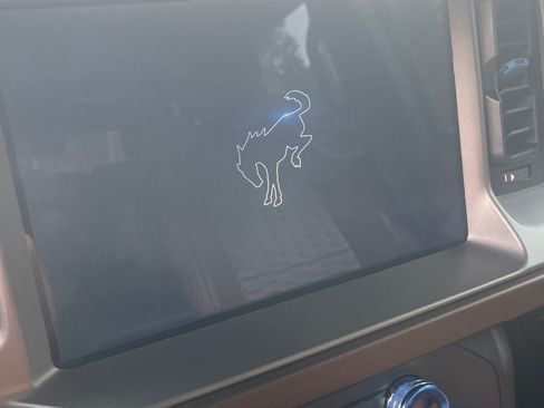 Used 2023 Ford Bronco Outer Banks image 15