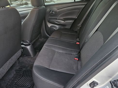 Used 2019 Nissan Versa SV image 6