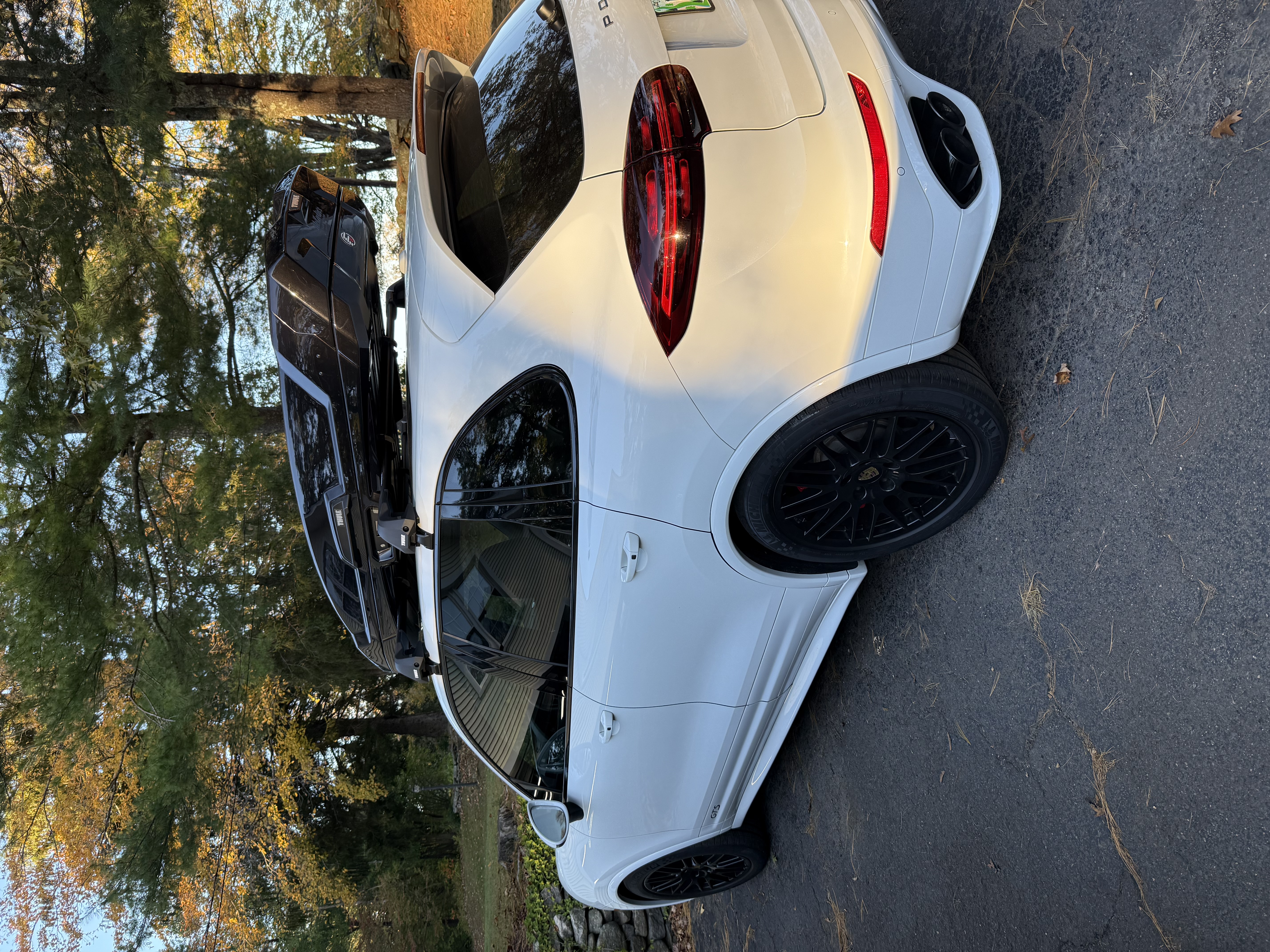 Used 2016 Porsche Cayenne GTS AWD/4WD image 2
