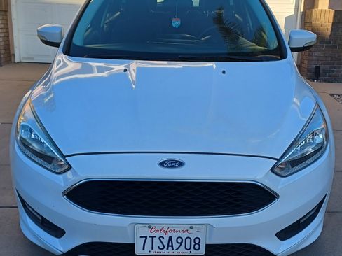 Used 2016 Ford Focus SE w/ SE Sport Package image 1