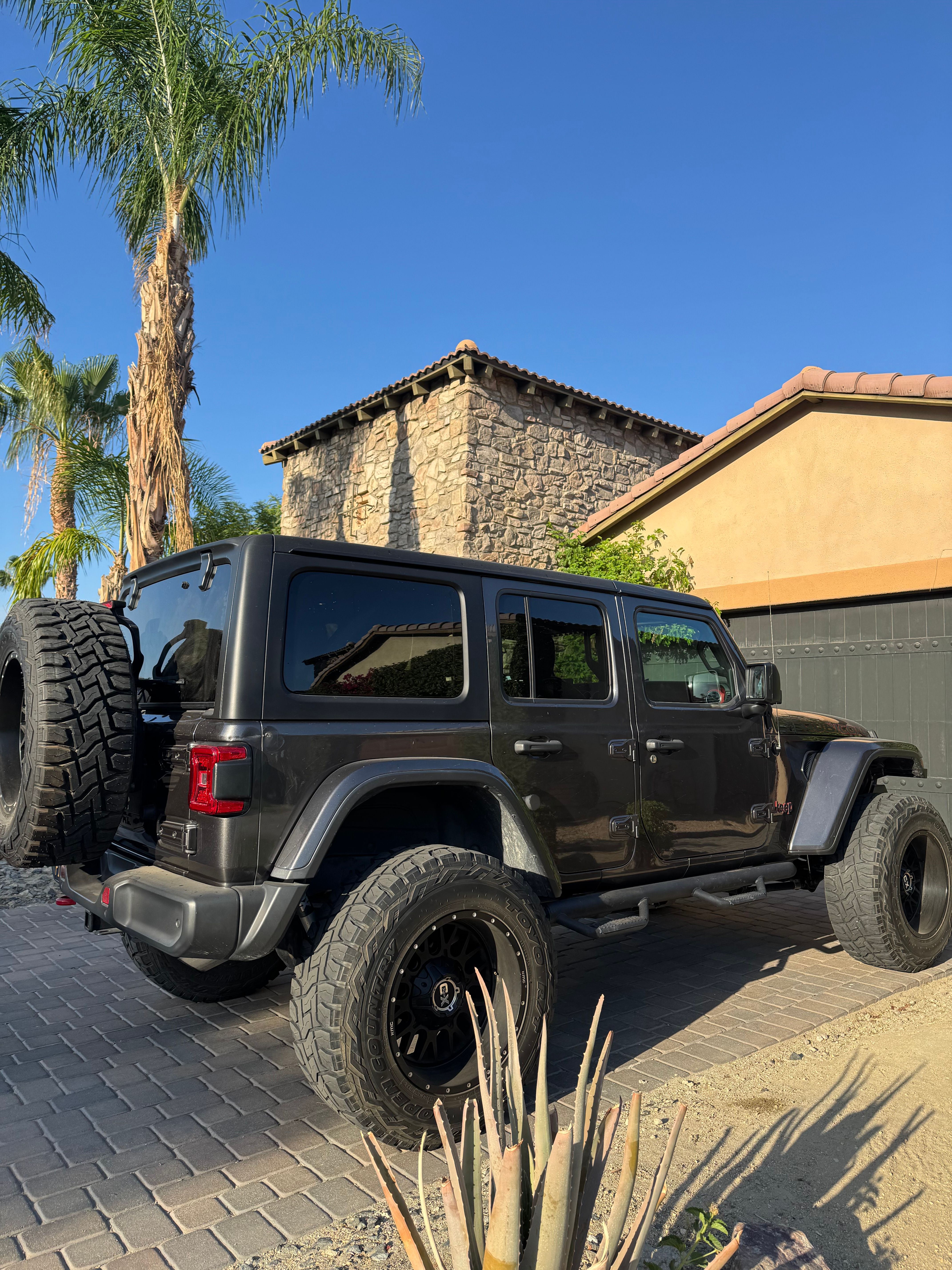 Used 2020 Jeep Wrangler Unlimited Rubicon AWD/4WD image 6