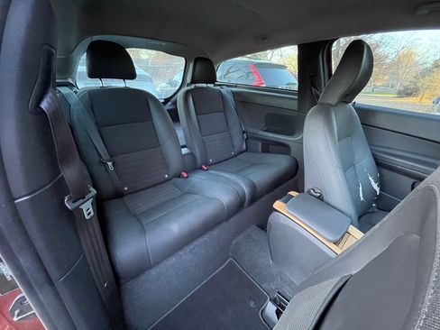 Used 2011 Volvo C30 image 8