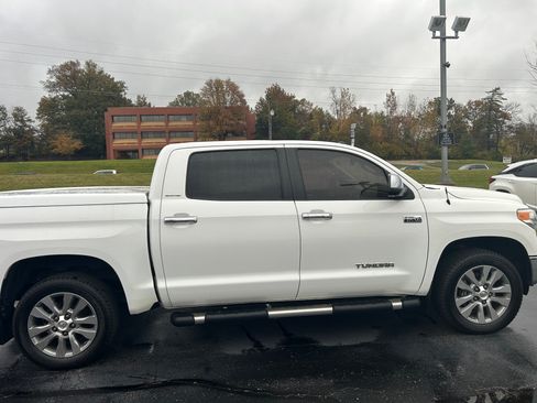 Used 2014 Toyota Tundra Limited image 9