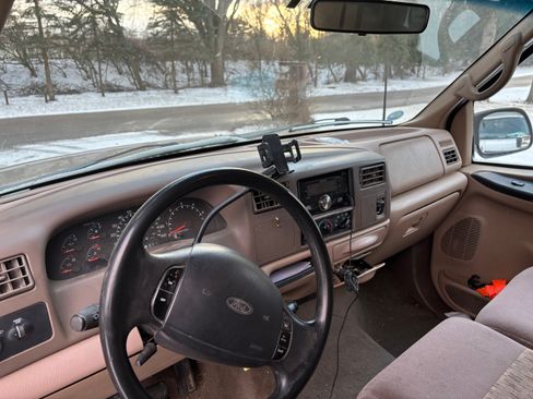 Used 1999 Ford F250 2WD Regular Cab Super Duty image 6
